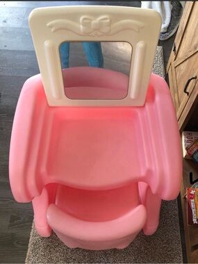 Kids Pink Play Vanity Chair with Cream Mirror - Brand Unspecified